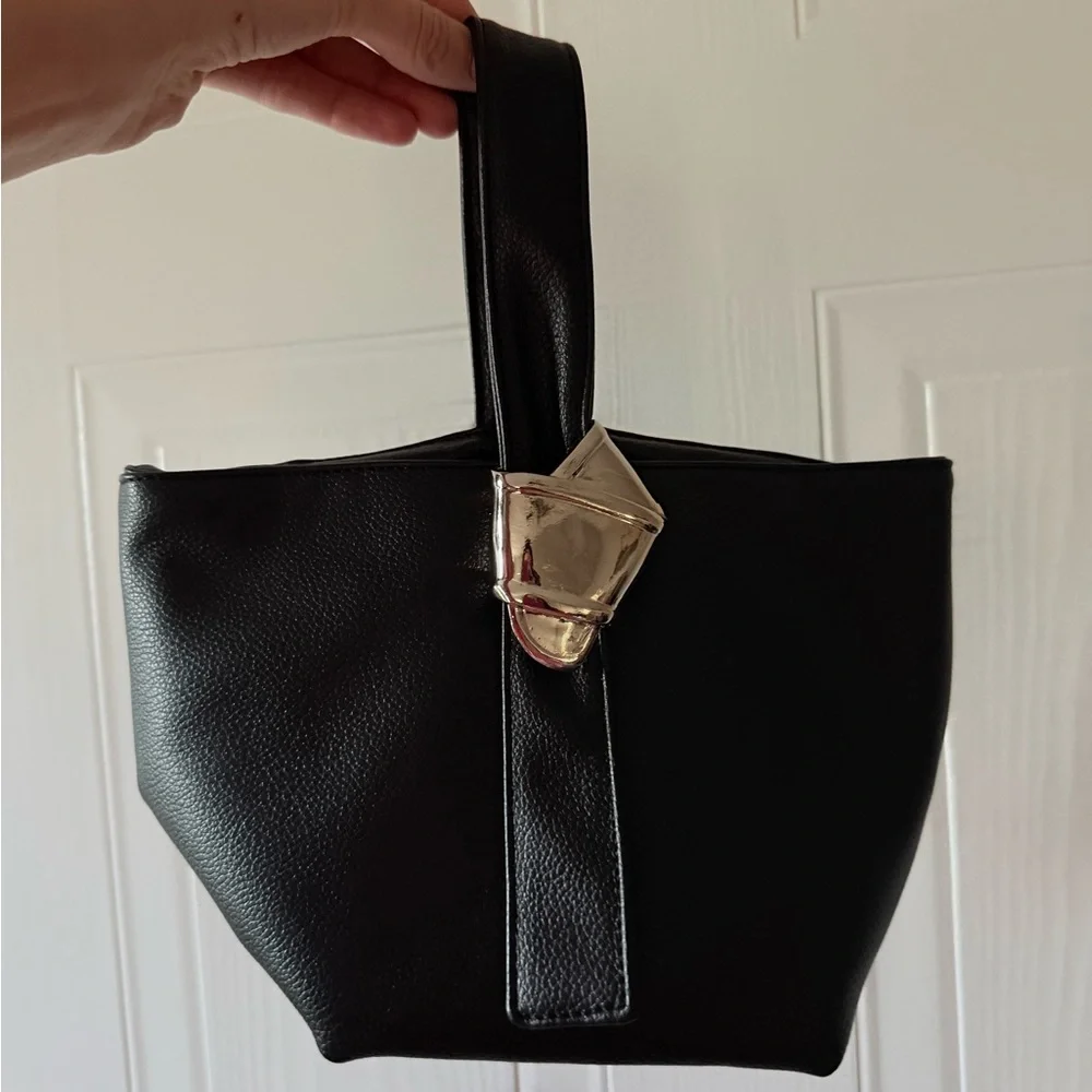 Merit X Brandon Maxwell vegan leather bag - Picture 1 of 3